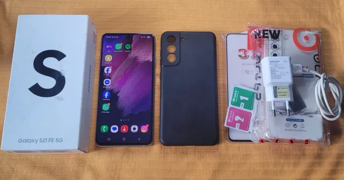 Samsung S21 FE Novo 256gb TROCO