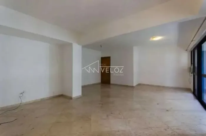 Apartamento : / Residencial / Leblon