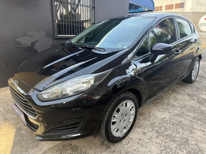 Ford Fiesta 1.5 16V Flex Mec. 5P 2016