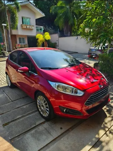 Ford Fiesta Titanium 1.6 16V Flex Mec. 2016