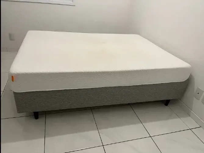 Cama e colchão casal - EMMA