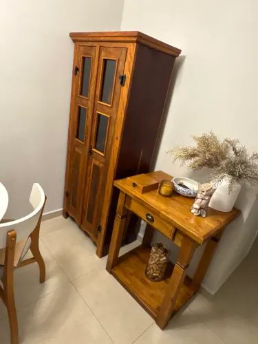 Conjunto adega e aparador madeira maciça 