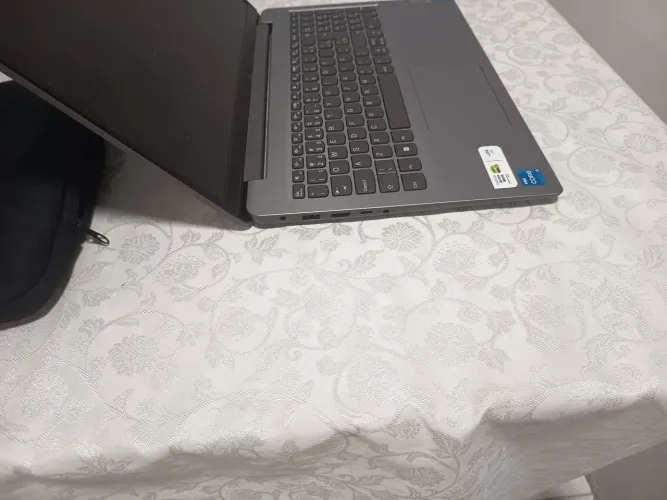 Notebook Lenovo core i5