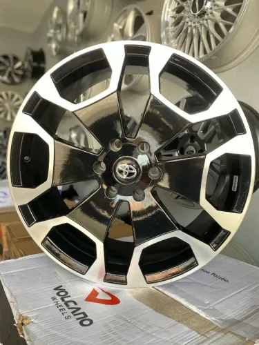 Rodas aro 22 Hilux Volcano