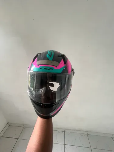 LS2 Capacete
