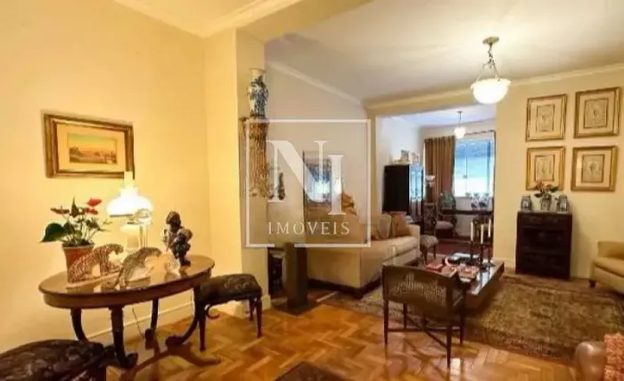 Apartamento : Padrão / Residencial / Copacabana