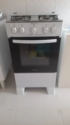 Vende-se um fogão Elétrico Atlas Mônaco Plus, só aceito PIX e não faço entrega *