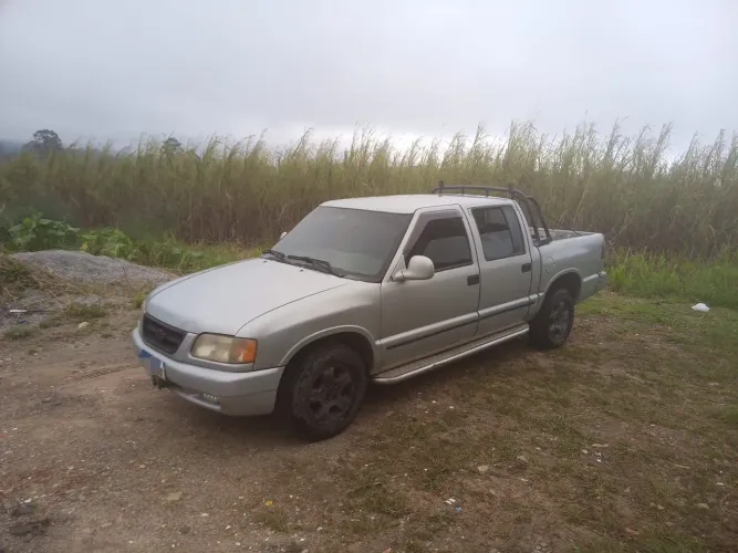 Chevrolet S10 Pick-up Std. 2.2 MPFI CD 1998