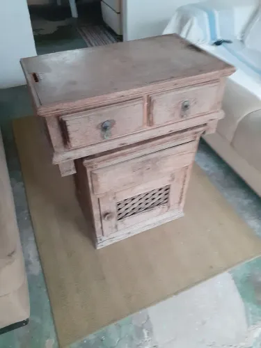 móvelzinho antiguidade,  barato,  confira!!!