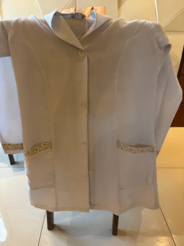 Doação de Jaleco Branco Feminino 