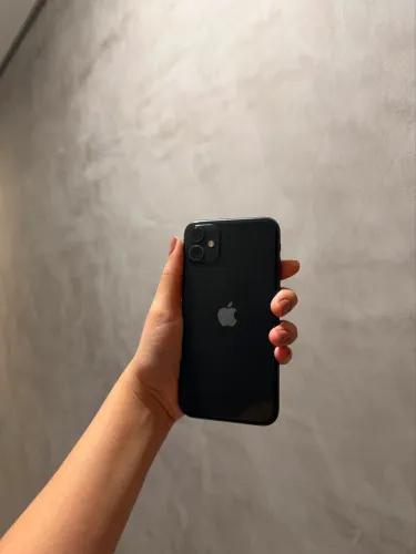 iPhone 11 - Excelente estado e novo!!