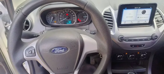 Ford KA 1.5 Sedan SE Plus 12V Flex 4P Mec. 2019