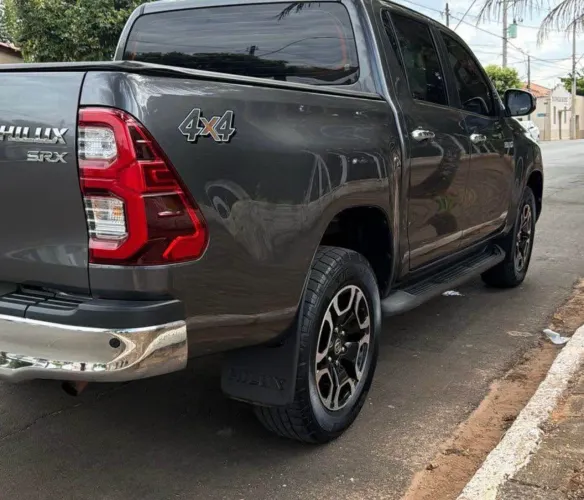 Toyota Hilux CD SRX 4X4 2.8 TDI 16V Diesel Aut. 2022