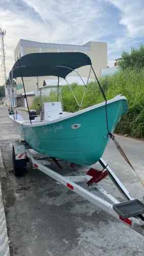 Vendo lanchar novíssima 