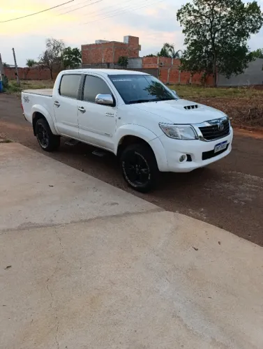 Toyota Hilux CD SR D4-d 4X4 3.0 TDI Dies. 2015