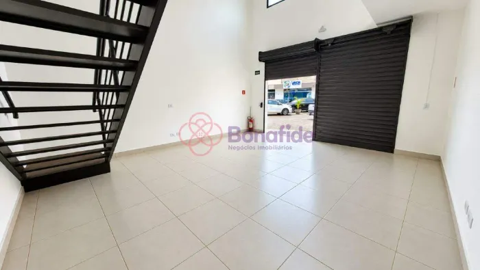 Loja comercial para LOCAÇÃO , localizada no bairro JACARÉ em Cabreúva/SP.