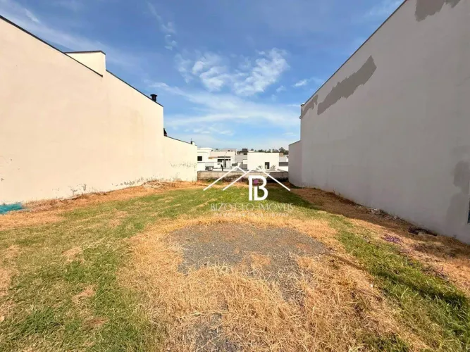 VENDE-SE TERRENO DE 300 METROS NO RESIDENCIAL MILANO NA CIDADE DE INDAIATUBA - TERRENO COM