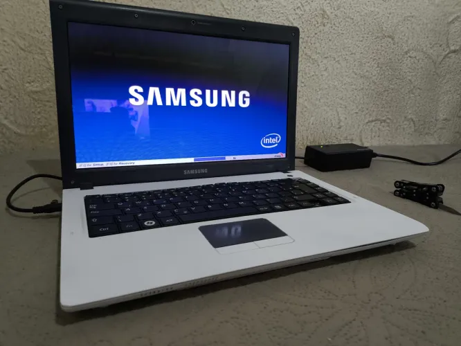 Notebook Samsung R430 não liga sem HD