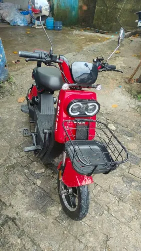 Scooter elétrica nova(Sem CNH)<br>Nova, com nota fiscal.