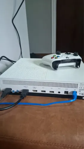 Vende se Xbox One