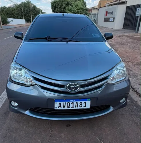 Toyota Etios X Sedan 1.5 Flex 16V 4P Mec. 2013