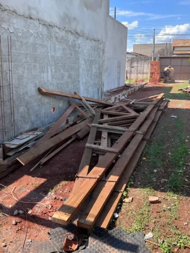 Lote de madeiras antigas