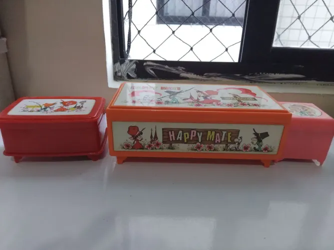 Vendo 4 porta joias musicais e 1porta pó musical