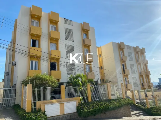 Apartamento para locação em Coqueiros Semi mobiliado