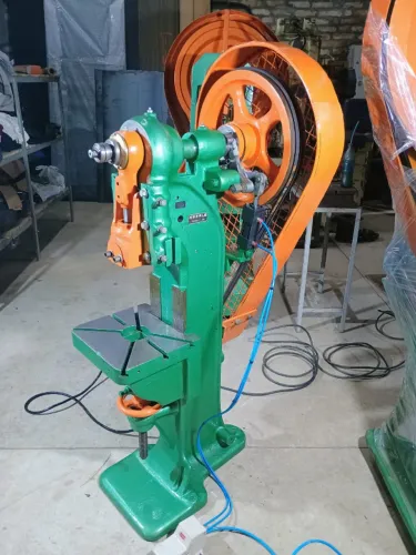 Prensa Excêntrica 8 ton NOVA