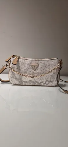 Bolsa pequena Guess