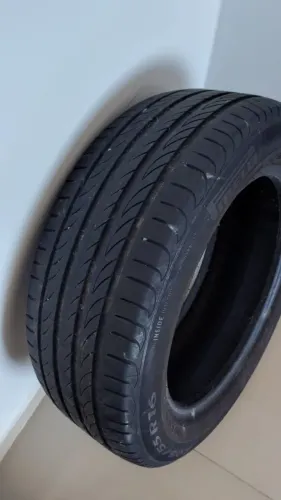 Vendo Pneu R16 PIRELLI