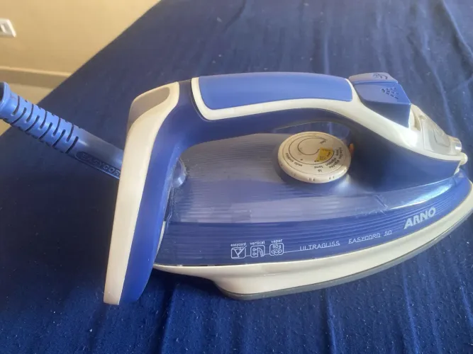 Ferro de passar roupa