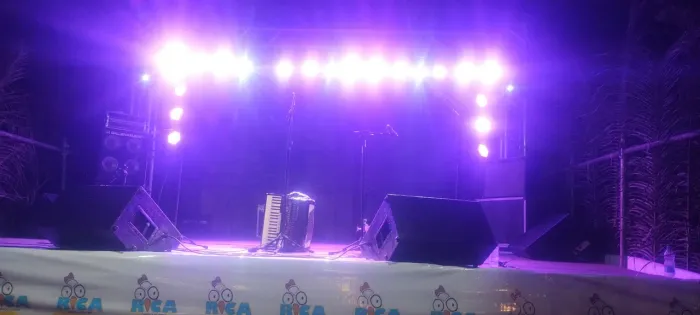 Festa junina com um trio de forró tradicional ao vivo 