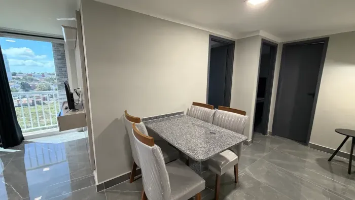 Apartamento de 2 quartos mobiliado para aluguel no Catolé Cristina Pinto Home Service