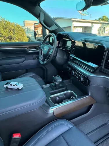 Chevrolet Silverado High Country 5.3 V8 AWD Aut. 2024