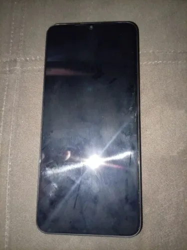Vende-se os dois celulares por R$600, 00 ,estão os dois em otimo estado