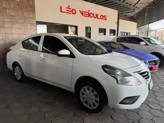 Nissan Versa 1.0 12V Flexstart 4P Mec. 2020