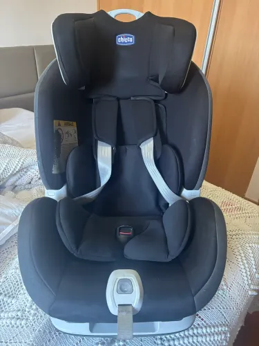 Cadeira de Bebê Chicco Jet Black 0 a 6 anos.