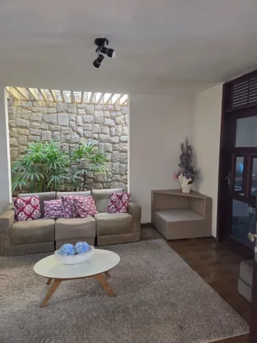 JB CASA À VENDA EM CAPIM MACIO COM 4 QUARTOS SENDO 2 SUÍTES E 400M² EM EXCELENTE LOCALIZAÇ