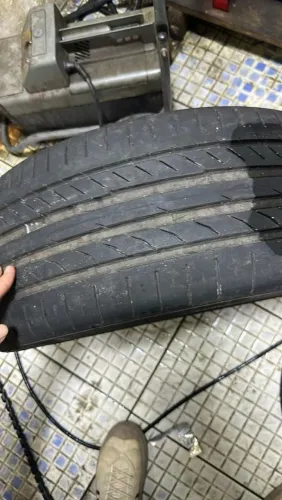 4 Pneus 225/40 R18 1700 negociável
