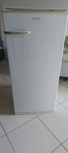 Vendo geladeira dako em ótimo estado