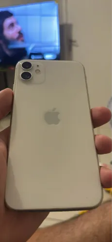 Iphone 11 64gb usado tela trincada 