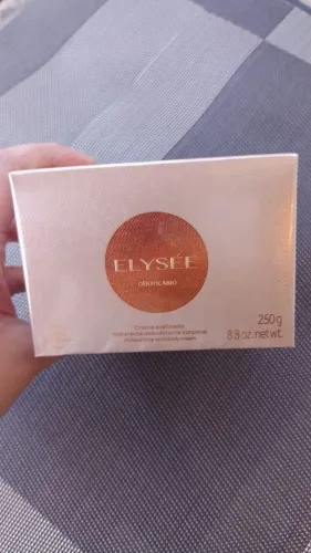 Hidratante Corporal Elysée Tradicional novo e lacrado