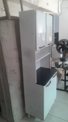 Excelente armário de cozinha usado