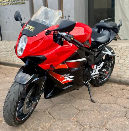 Kasinski Comet GT 650 R