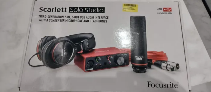 Interface De Áudio Scarlett Solo Studio De 3 Gen - Focusrite