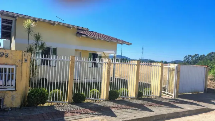 Casa com 2 quartos à Venda, Centro - Ilhota