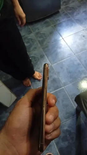 Vendo um Xs sem Face ID e trincado na traseira
