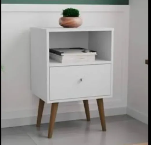 Mesa de cabeceira com gaveta