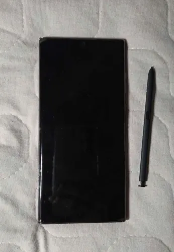 Samsung Galaxy S22 Ultra 256GB / 12GB RAM